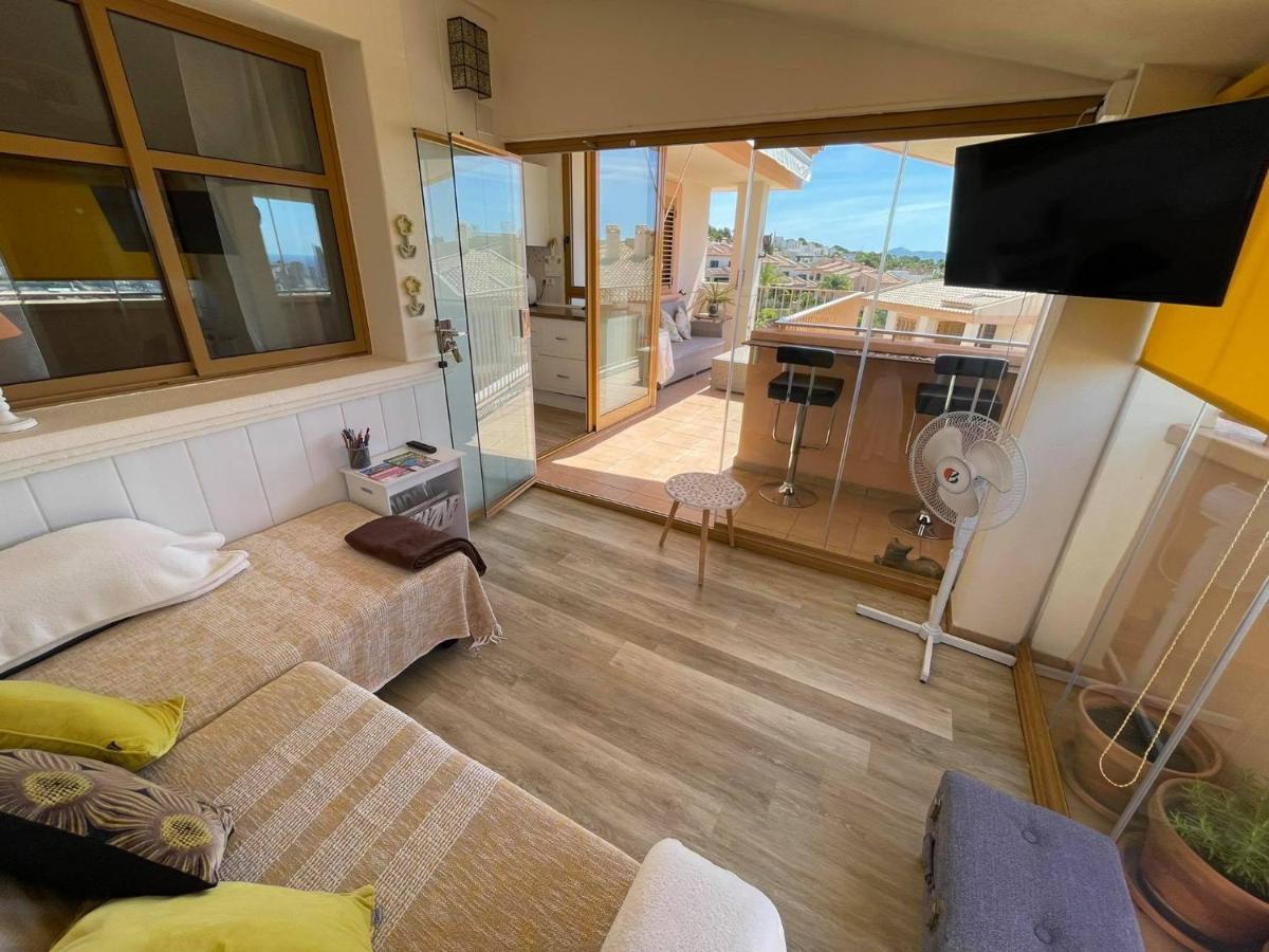 2 Bed Penthouse Apartment - Sea Views - Sleeps 4 Finestrat Esterno foto