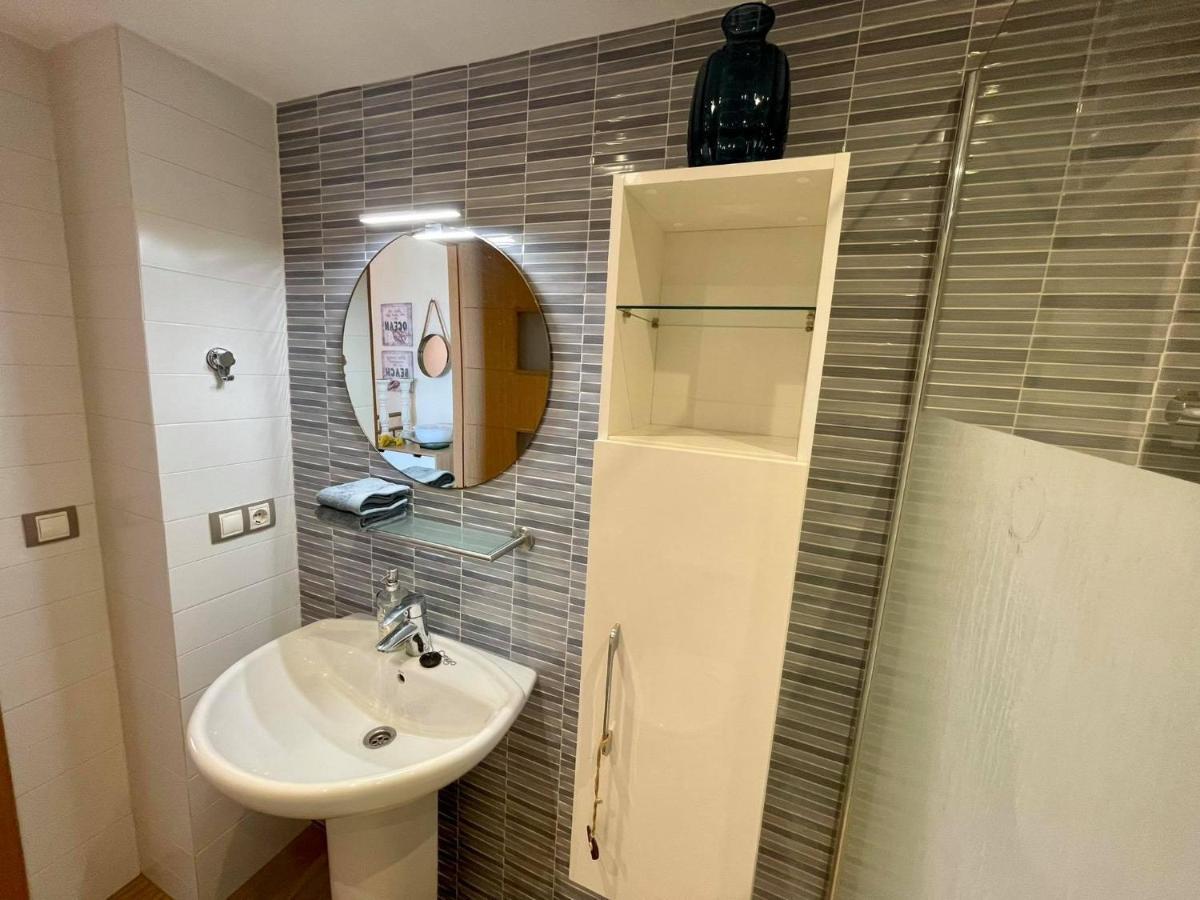 2 Bed Penthouse Apartment - Sea Views - Sleeps 4 Finestrat Esterno foto