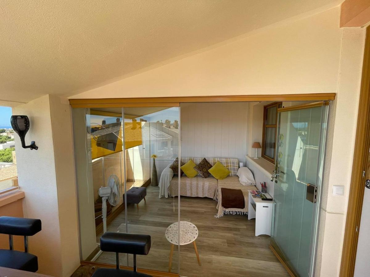 2 Bed Penthouse Apartment - Sea Views - Sleeps 4 Finestrat Esterno foto